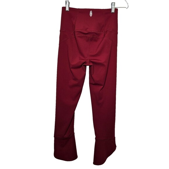 FREE PEOPLE MOVEMENT Virgo Yoga Leggings Extra Small XS Wine Red Tulip Hem - Picture 5 of 9